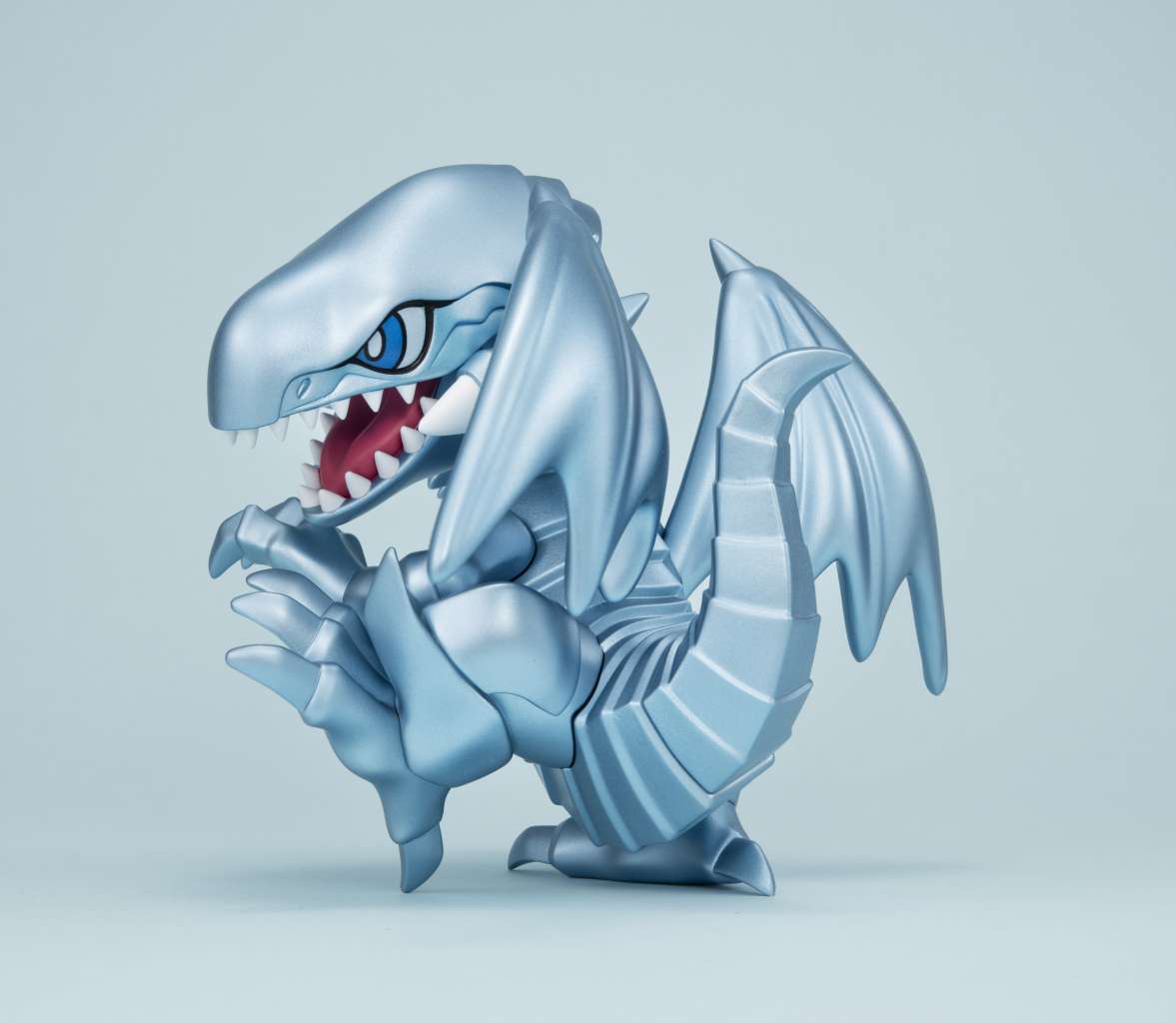 Megatoon Yu-Gi-Oh Blue Eyes White Dragon