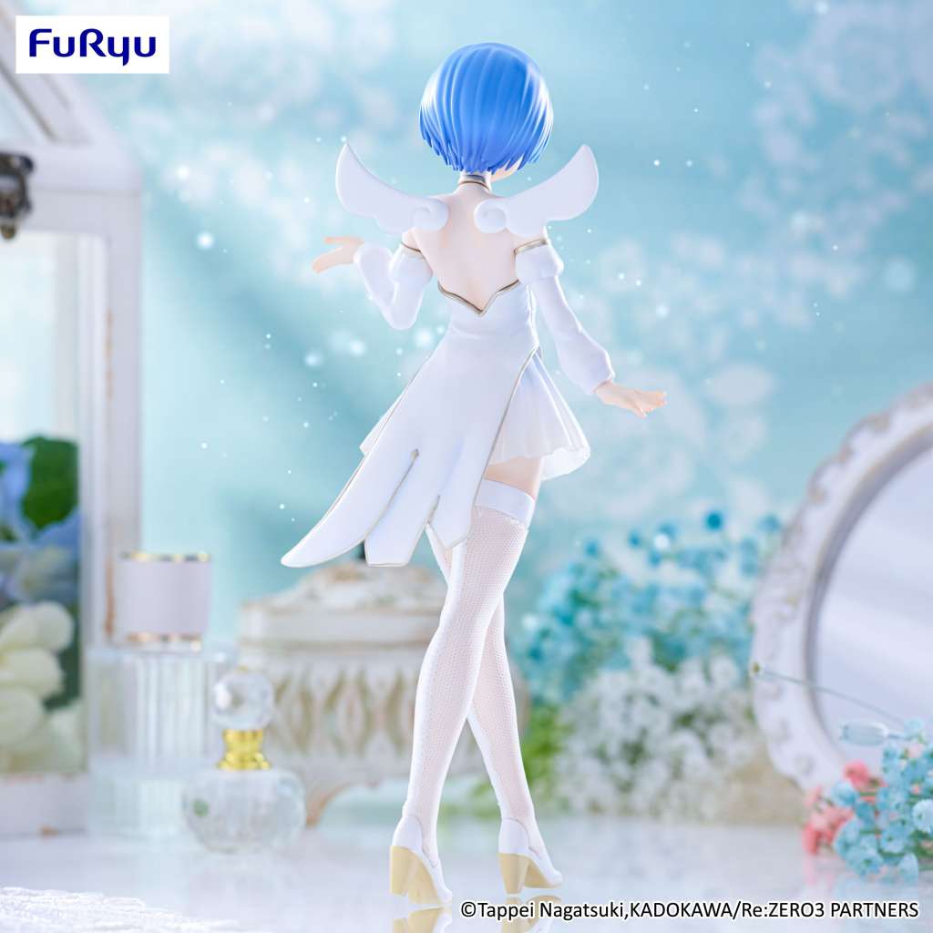 Rezero Rem Little Wings Bicute Pure Figure