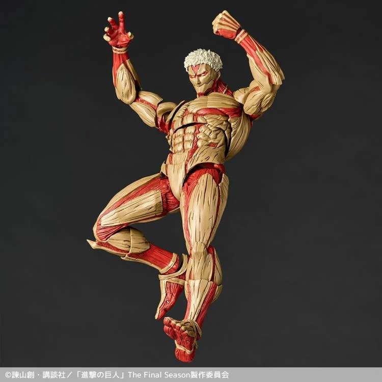 Revoltech A.Y. Attack On Titan Armored Titan (Rerun) Af
