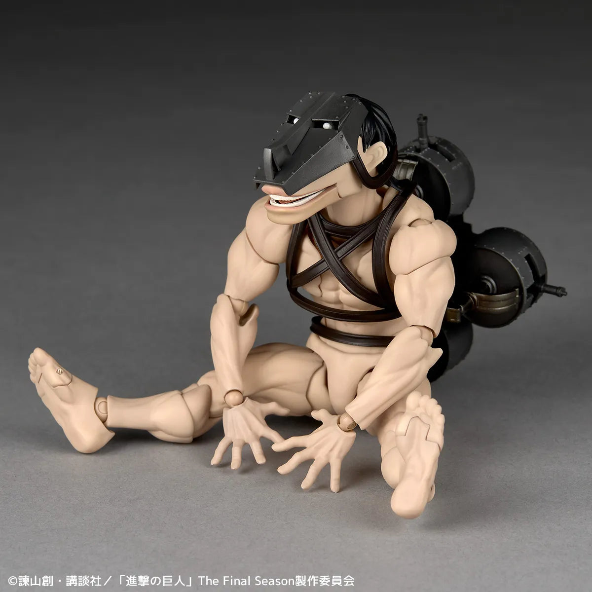 Revoltech Amazing Yamaguchi Attack On Titan Cart Titan Action Figure