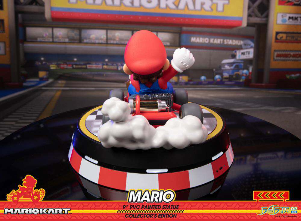 Mario Kart Mario Pvc Paint Deluxe Statue