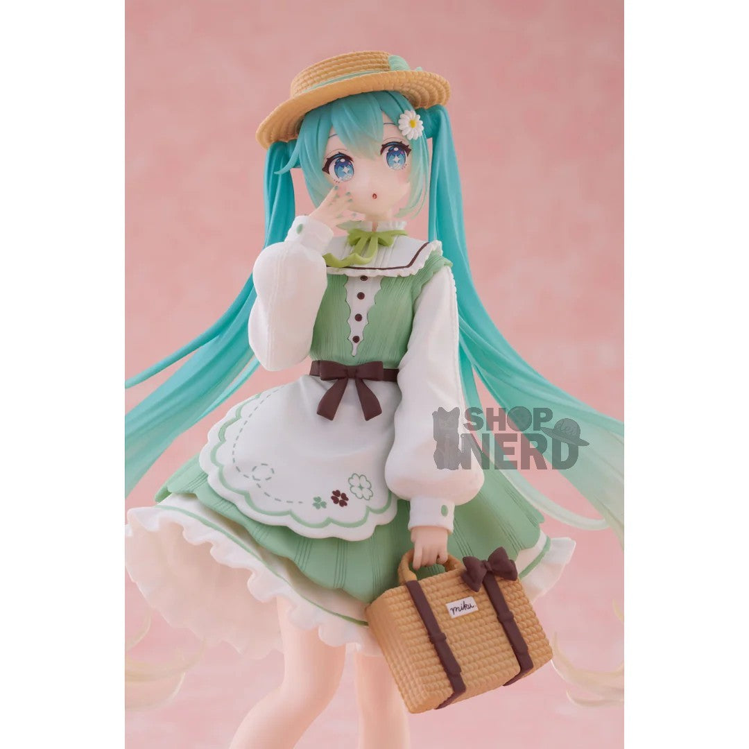 Hatsune Miku Fashion Figure - Hatsune Miku Country