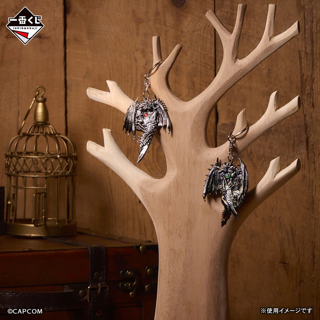 Ichiban Kuji Monster Hunter Wilds - D Prize Standard Keychain Duo Set