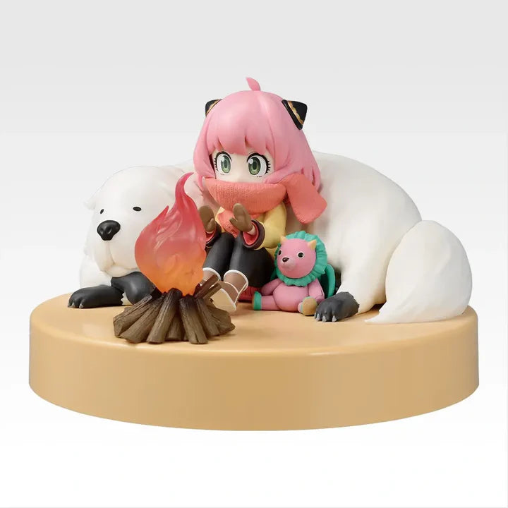 Ichiban Kuji Spy X Family Get ready to have fun! - A Prize Bonfire Light Figure