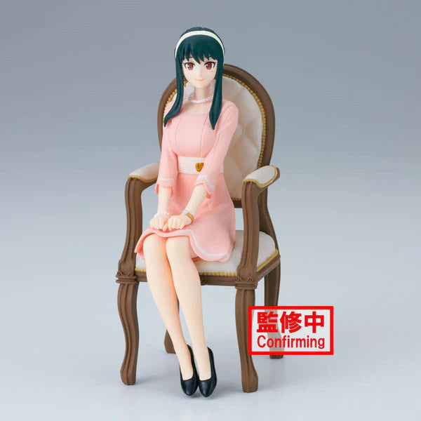 Yor Forger SPY x FAMILY Photo Family Figure
