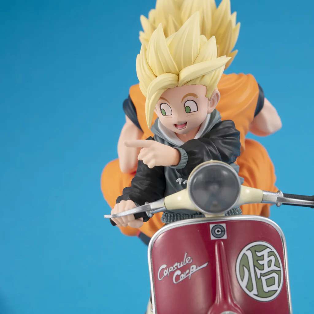 Son Goku SS & Son Gohan SS & Motorbike Diorama Dragonball Z 05 Desktop Real McCoy