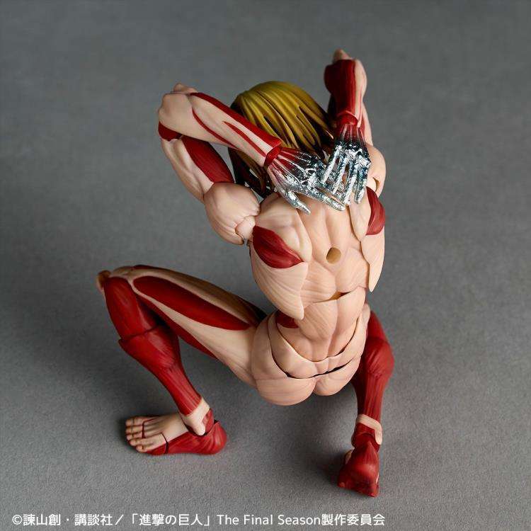 Revoltech A.Y. Attack On Titan Female Titan (Re-Run) Af
