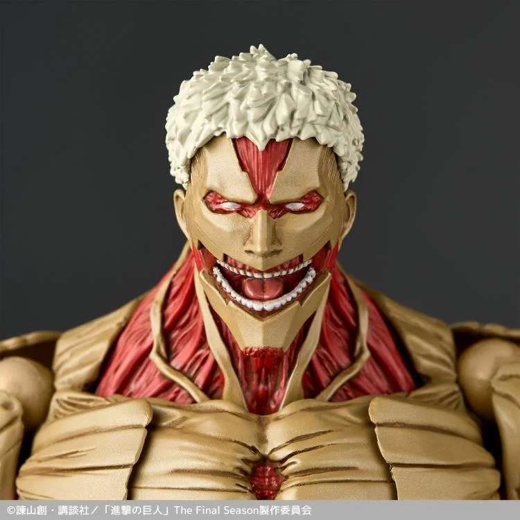 Revoltech A.Y. Attack On Titan Armored Titan (Rerun) Af