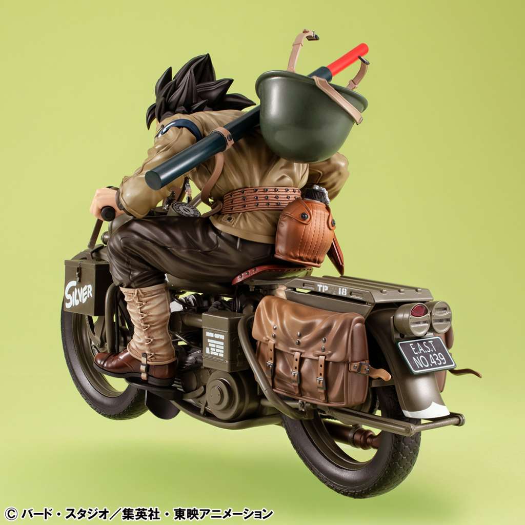 Dragon Ball Z Son Goku & Bike Desktop Real Mccoy Ex
