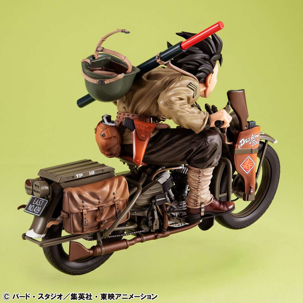 Dragon Ball Z Son Goku & Bike Desktop Real Mccoy Ex