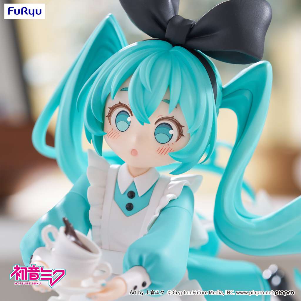 Hatusne Miku Wonderland Desktop Fairy Figure