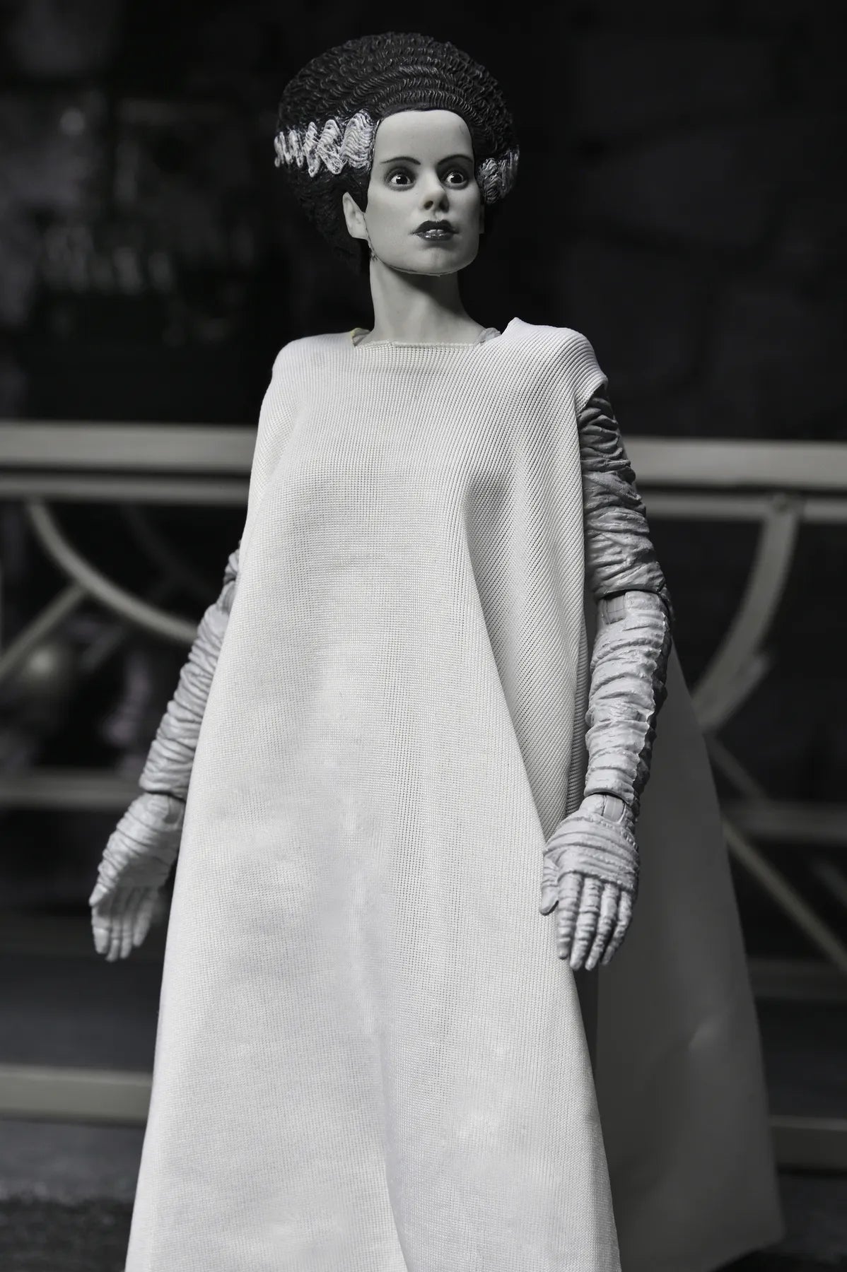 Universal Monsters Bride Of Frankenstein 90th Monster & His Mate B&w 2pack