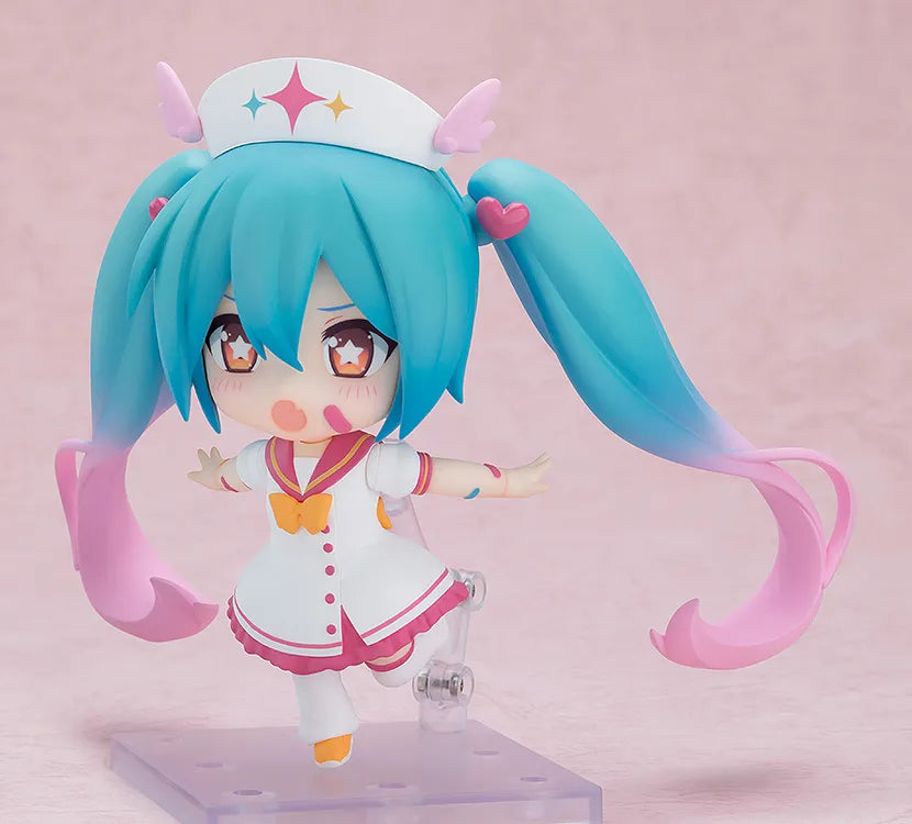 Hatsune Miku M@gical Cure! Love Shot! Nendoroid