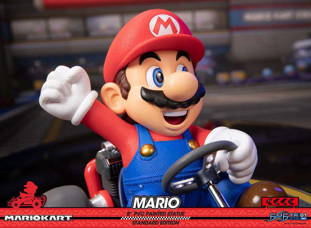 Mario Kart Mario Pvc Paint Deluxe Statue