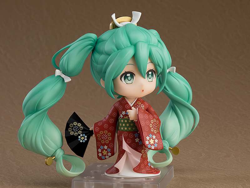 Hatsune Miku Beauty Look Back Nendoroid