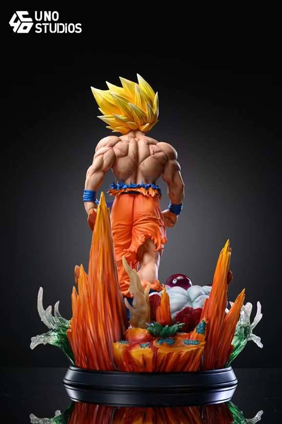 UNO Studio 1/3 & 1/5 Dragon Ball Son Goku VS Frieza Statue