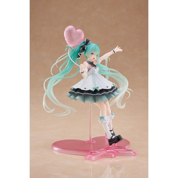 Hatsune   Miku   AMP+   Figure   -   Hatsune   Miku   Birthday   2025   Party   Ver.