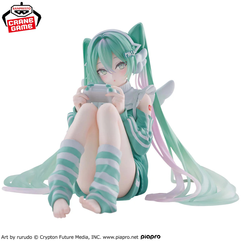 Hatsune   Miku   Holiday   Memories   Figure   -   Hatsune   Miku   Game   Ver.