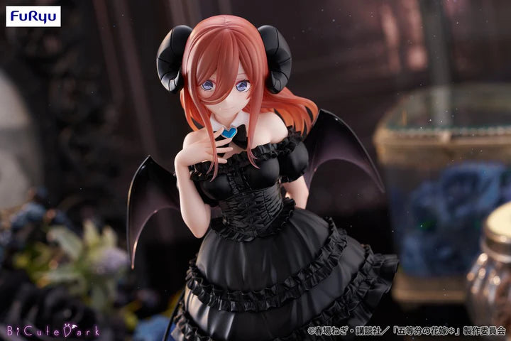 The   Quintessential   Quintuplets   BiCute   Dark   -   Miku   Nakano