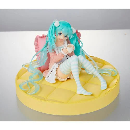 Vocaloid - Hatsune Miku - Original Shifuku Ver. (Taito)