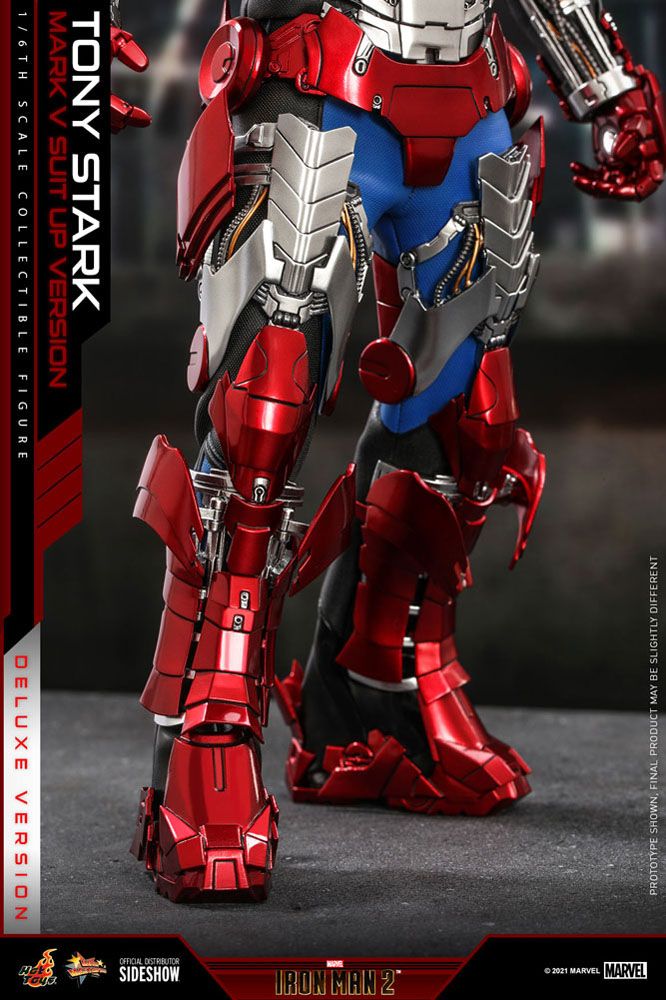 Iron Man 2 Movie Tony Stark (Mark V Suit Up Version) Deluxe hot toys