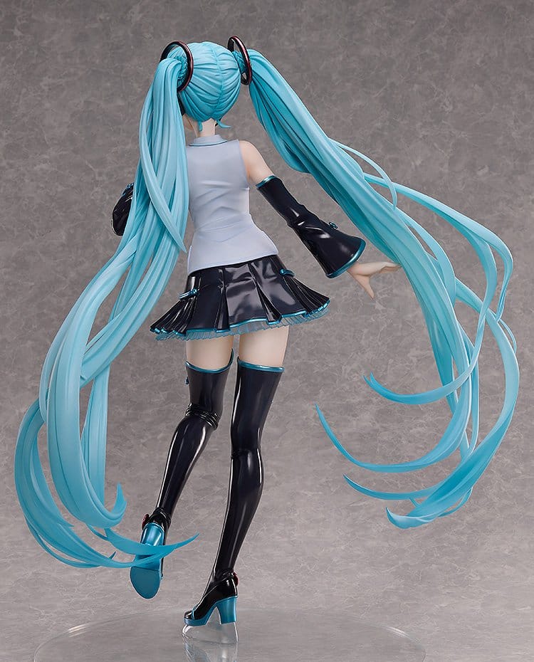 Character   Vocal   Series   01   Hatsune   Miku   1/3   Scale   Figure   -   Hatsune   Miku   V4   Chinese
